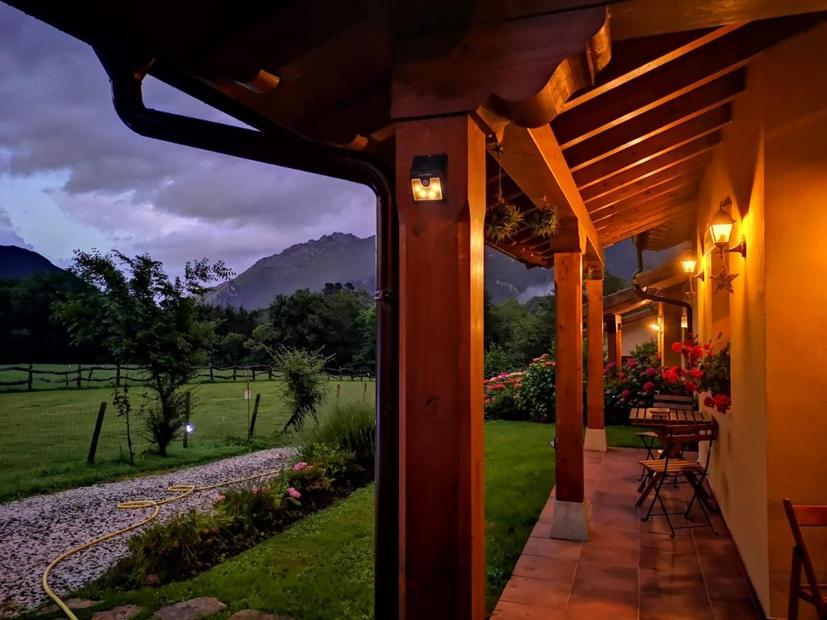 Casas Rurales Entrecastanos Кангас-де-Оніс Екстер'єр фото